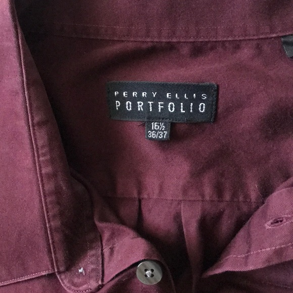 Perry Ellis button down - Picture 2 of 4